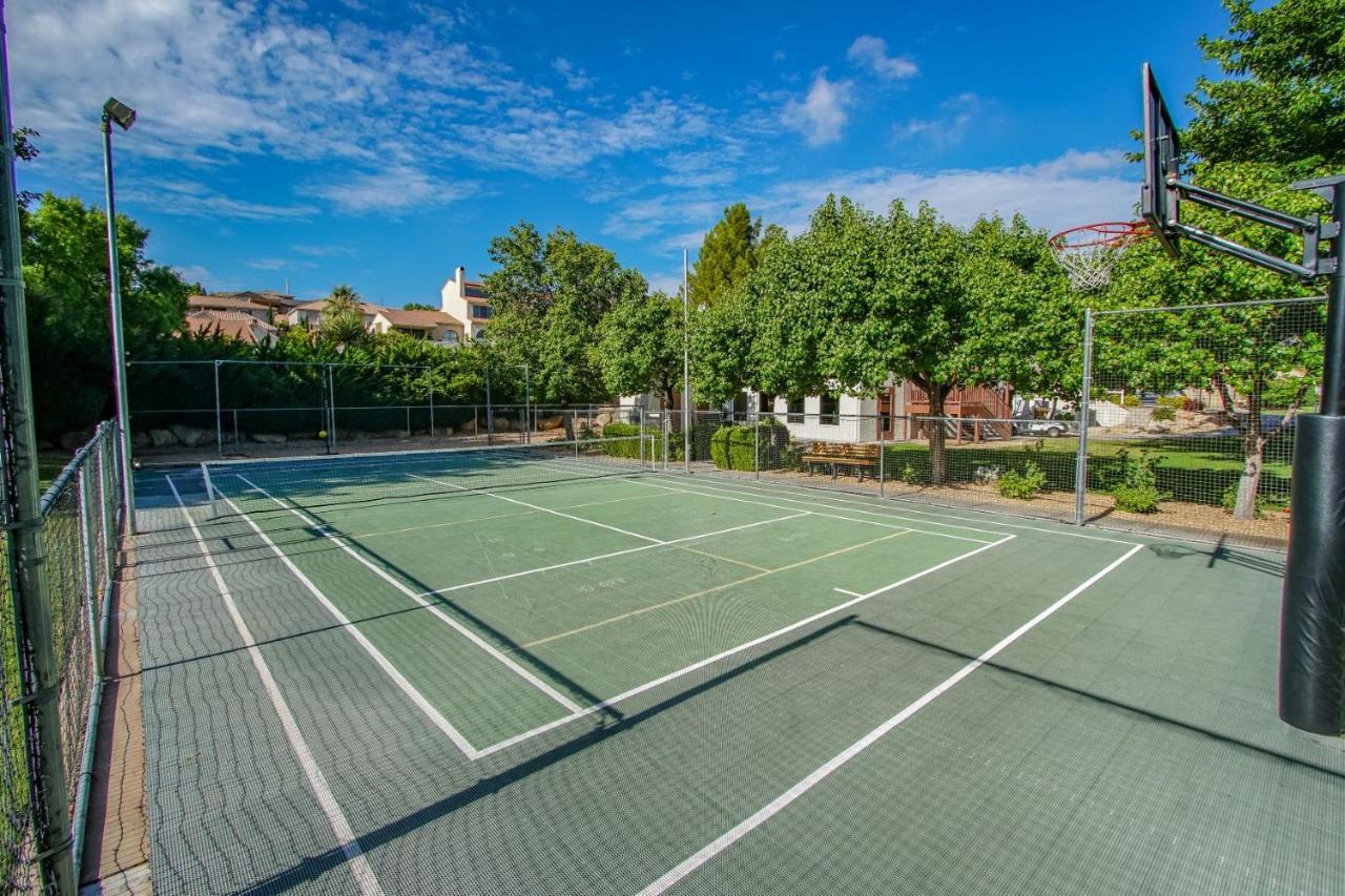 Multi Resorts At Villas At Southgate Сент-Джордж Экстерьер фото