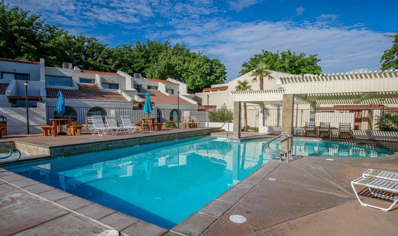 Multi Resorts At Villas At Southgate Сент-Джордж Экстерьер фото